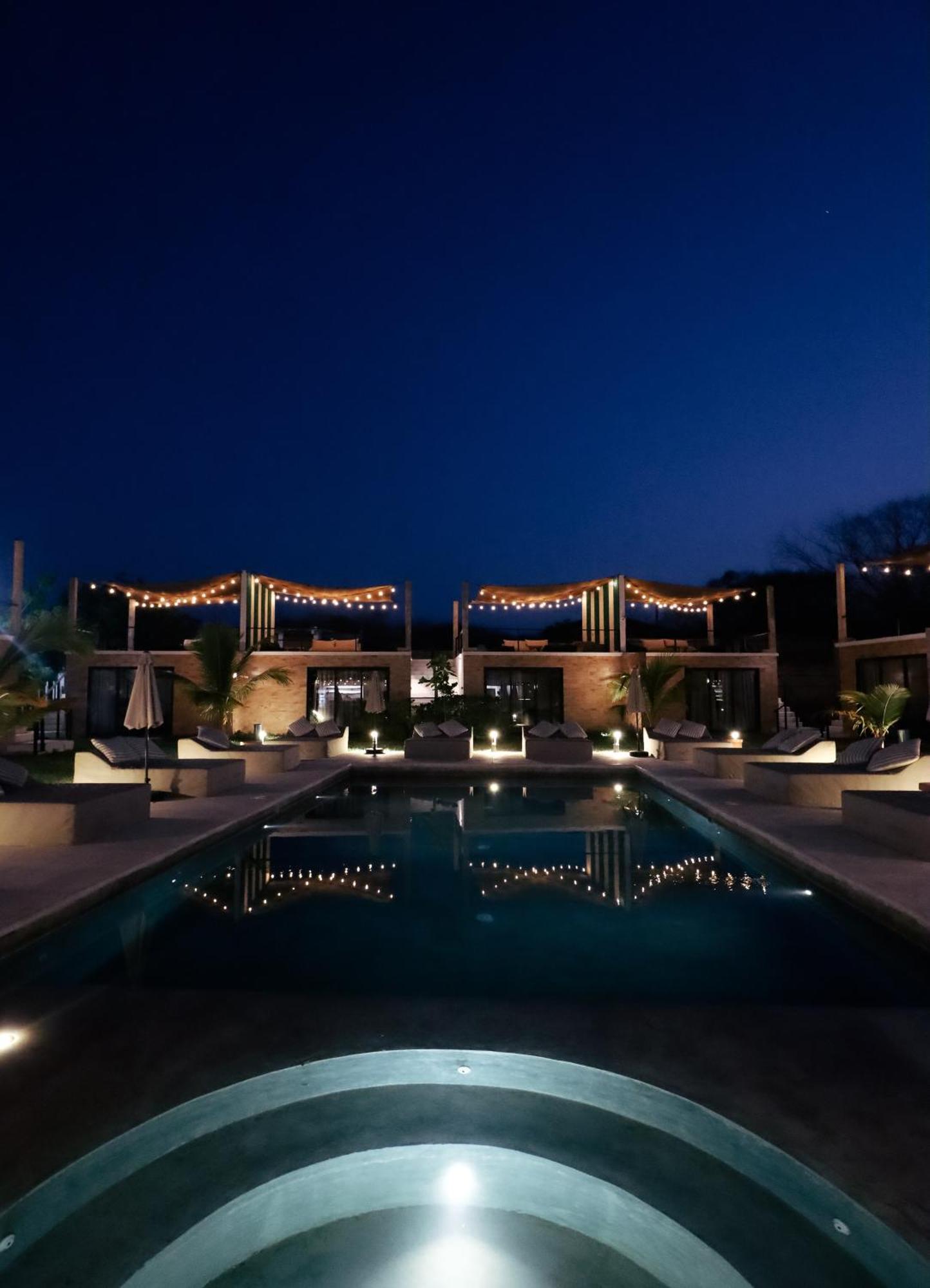 Отель Bora Boutique - Adults Only Пуэрто-Эскондидо Экстерьер фото